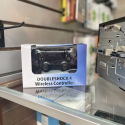 PS4 Controller Brand New with Charger