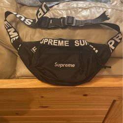 Supreme Fanny Pack  $40