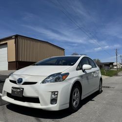 2010 Toyota Prius · II Hatchback 4D