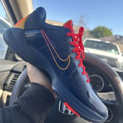 NIKE KOBE V PROTRO CAITLIN CLARK