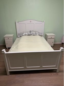 Crate and Barrel full size bed with mattress and nightstands