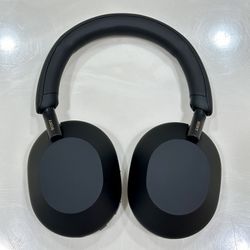 Sony XM5 Wireless Noise Canceling Headphones Black Sony WH1000xm5
