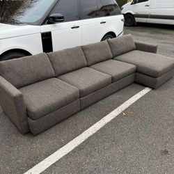 Sectional Couch Like New Delivery Available 