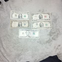 Collection Of US Bills