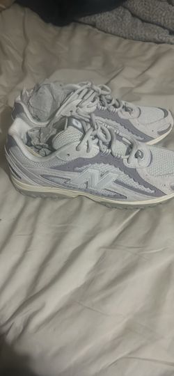 Nb sneakers size 7.5 men’s 9wmns