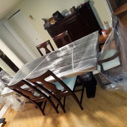 Dining Table & Chairs