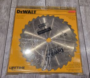 Dewalt 32 Carbide Teeth Mitter Blade