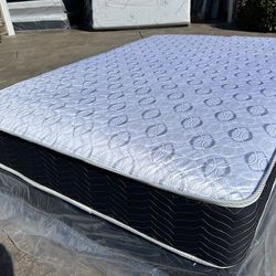 Queen Orthopedic Deluxe Collection Mattress!!