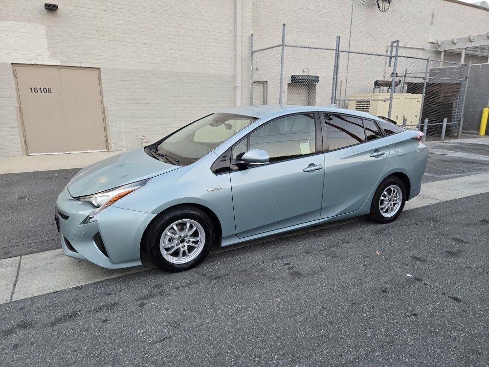 2018 Toyota Prius