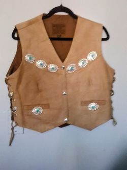 Women's concho/ leather vest  (L)