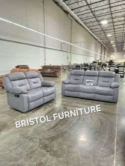❇️ Sofa And Loveseat, Gray Color, Manual Reclining, Velvet Fabric, USB Ports, New in the Box.