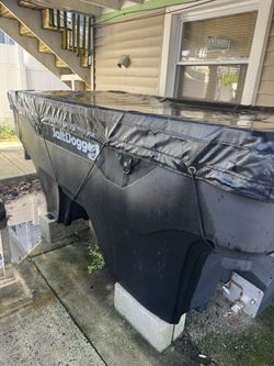 like new. Salt. Dogg 2 Yard with control and spinner.