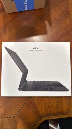 Apple iPad Magic Keyboard (previous gen) for 11 inch iPad