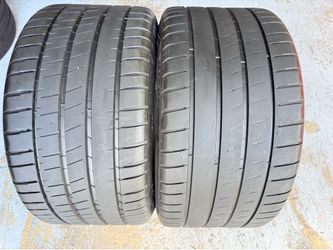 Two Tires 305/30/21 Michelin Pilot Sport 4S Like New with 75-99% Left Tesla Mercedes EQE