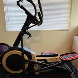 Costco Elliptical ProForm Coachlink E9