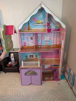 Barbie house wood