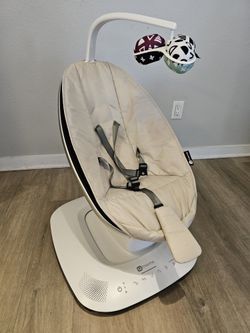 4moms Baby Swing | Bluetooth Baby Rocker with 5 Unique Motions