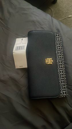 Tommy Hilfiger wallet