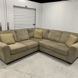  Comfortable Gray sectional couch