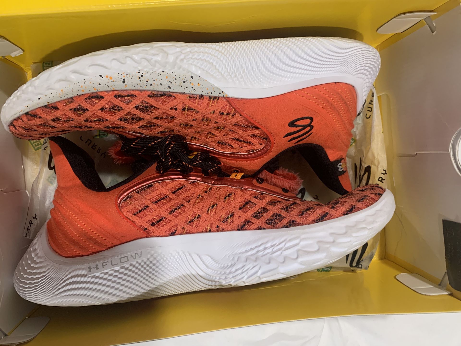 Curry 9 Sesame Street “Elmo” Size 10.5