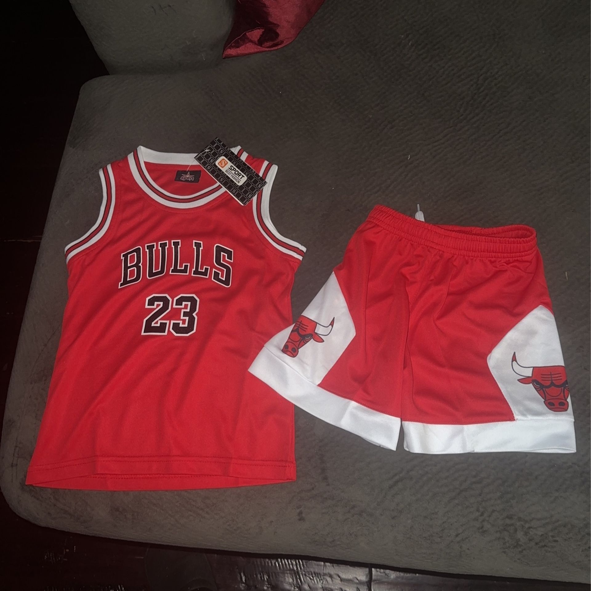 Boys 2T/3T Bulls Basketball Jersey Short Set 