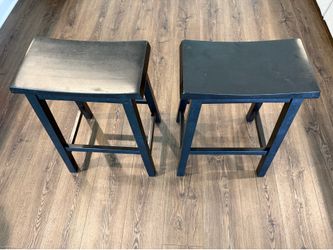 Set of 2 Solid Wood Counter Stools – Black Finish