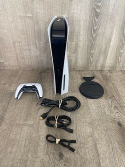 PlayStation 5 Org Disc w/ Controller & Cords