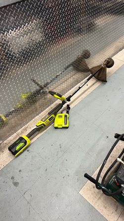 Ryobi RY40002 40v Cordless Weedeater String Trimmer Kit