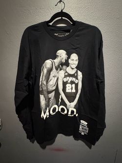 Mitchell & Ness NBA Hardwood Classics Long Sleeve Tee