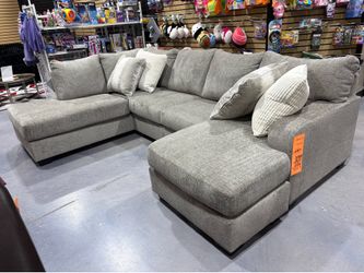 Creswell by Ashley sectional