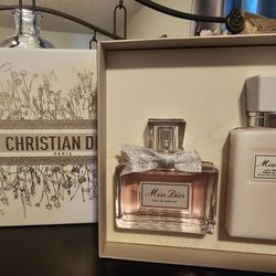 Christian DIOR perfume 