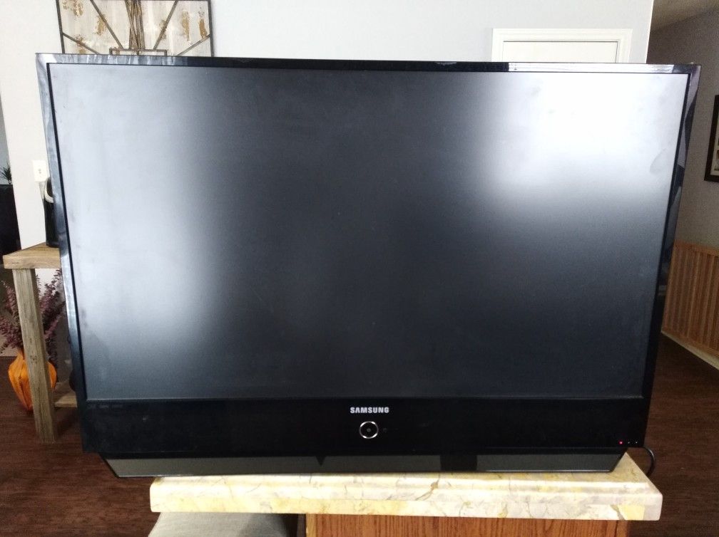 Samsung 46" flat screen DLP tv
