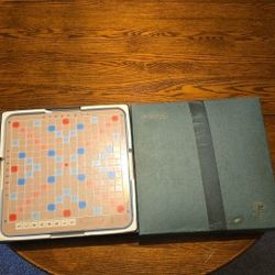 Vintage 1977 Deluxe Scrabble Word Game
