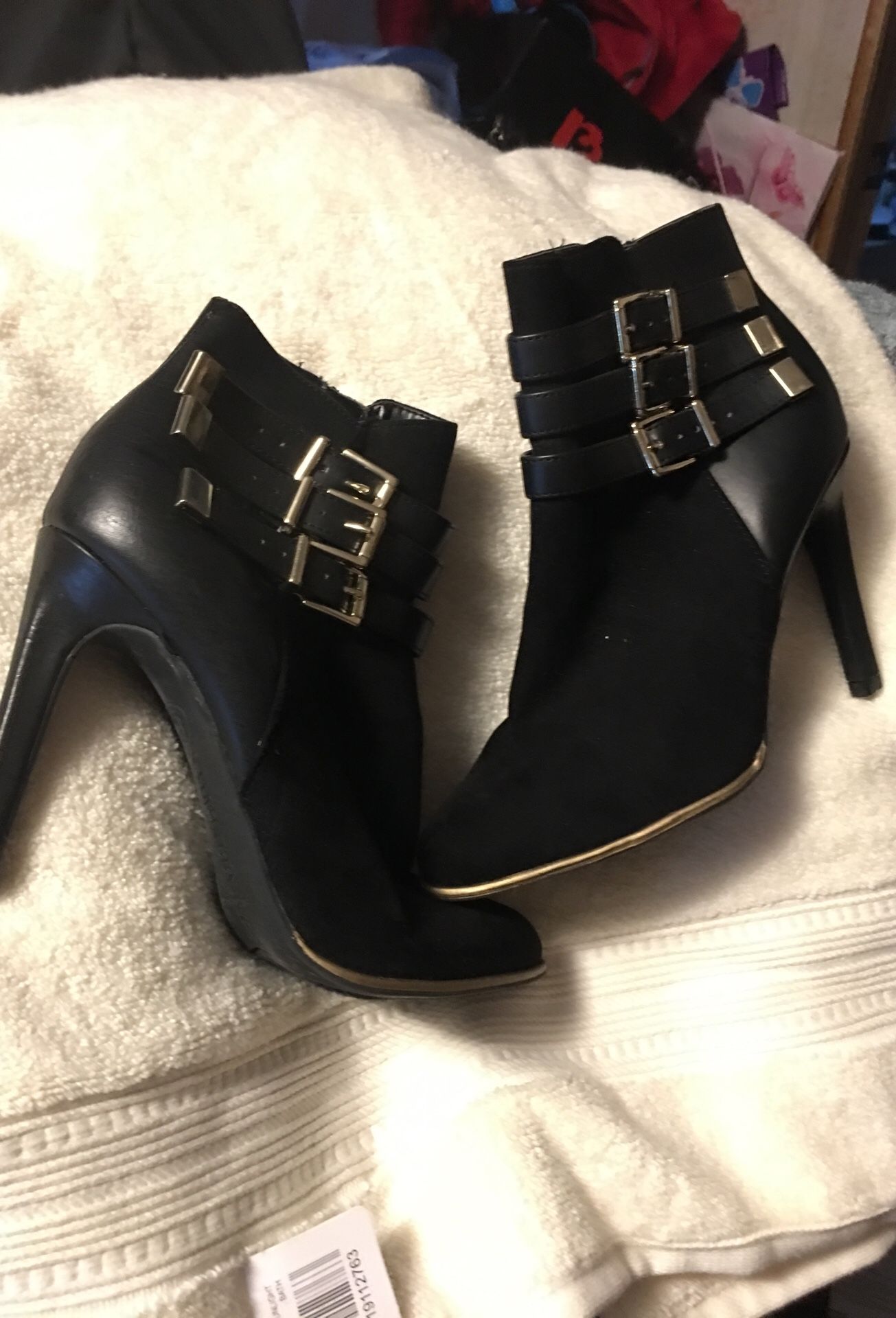 Great women high heels boots shoes size 6