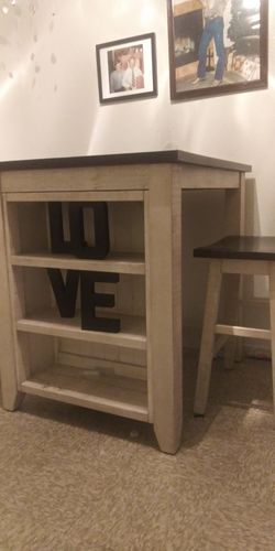 Beach style island table
