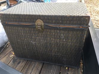 Wicker like storage box