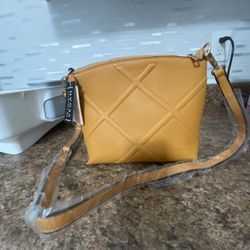 Yellow Mellow Purse 