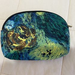 New/Never Used Cosmetic Bag/Makes A Great Gift