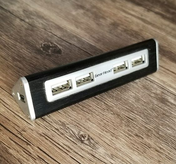 4x USB hub
