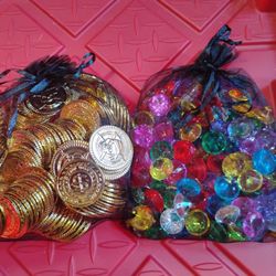 Coins and Gems lot of 200+ Arts N Crafts NEW 