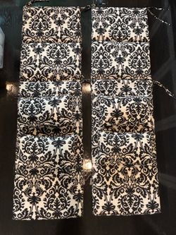 2 Damask Indoor/Outdoor Chaise Lounge Cushions with 4 Lumbar Pillows