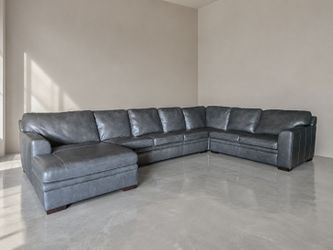 Real Leather Sectional w/ Chaise