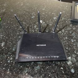 Netgear Nighthawk Smart Wi-Fi Router R6400