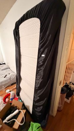 full size mattress 12 inch (bought it for $215 at amazon)