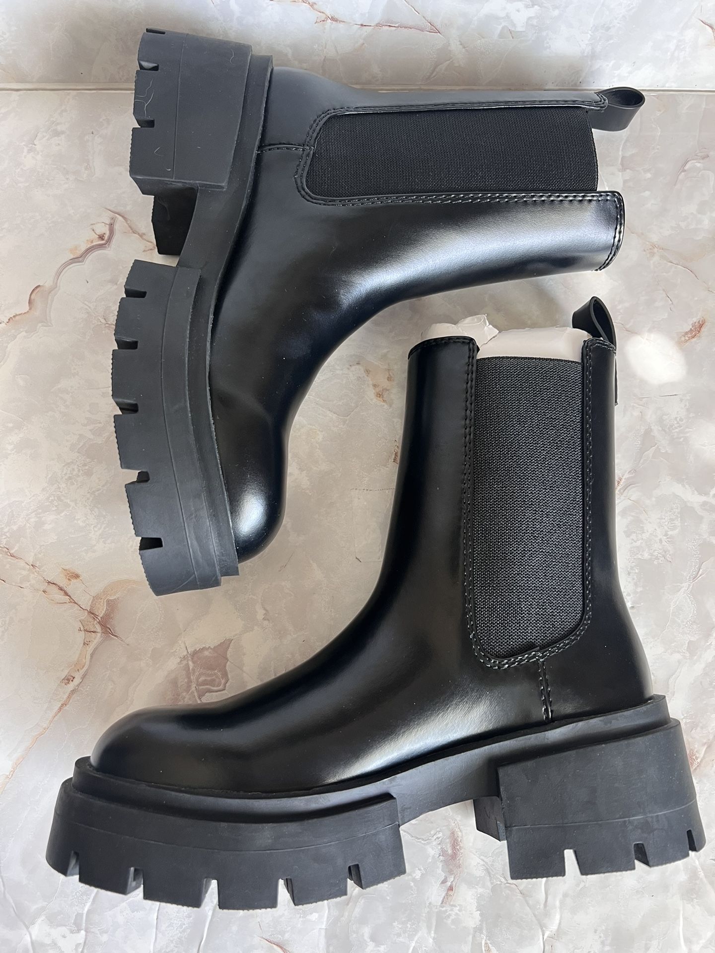 New Chelsea Chunky H&M Black Boots Size 8 W