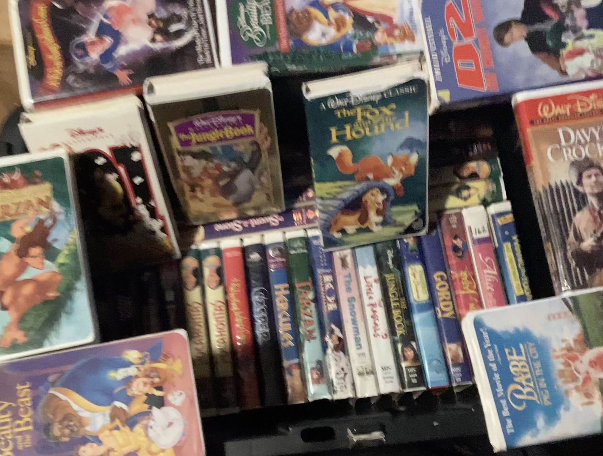 Disney,Kids,animation,& Comedy movie lot of 37 VHS Tapes UNTESTED