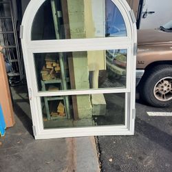 Milgard Single Hung/ Arch Top White Vinyl Window- 44 x 66