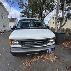 2006 Ford E-250