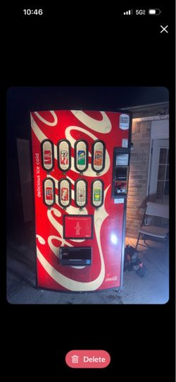 Coke Vending machine (great conditions)
