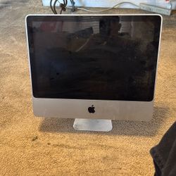 Apple Monitors 